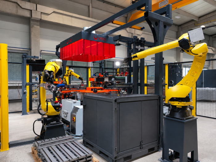 Namenska robotska celica za avtomatizirano varjenje različnih kovinskih izdelkov